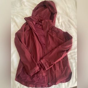 Lululemon windbreaker/rain jacket